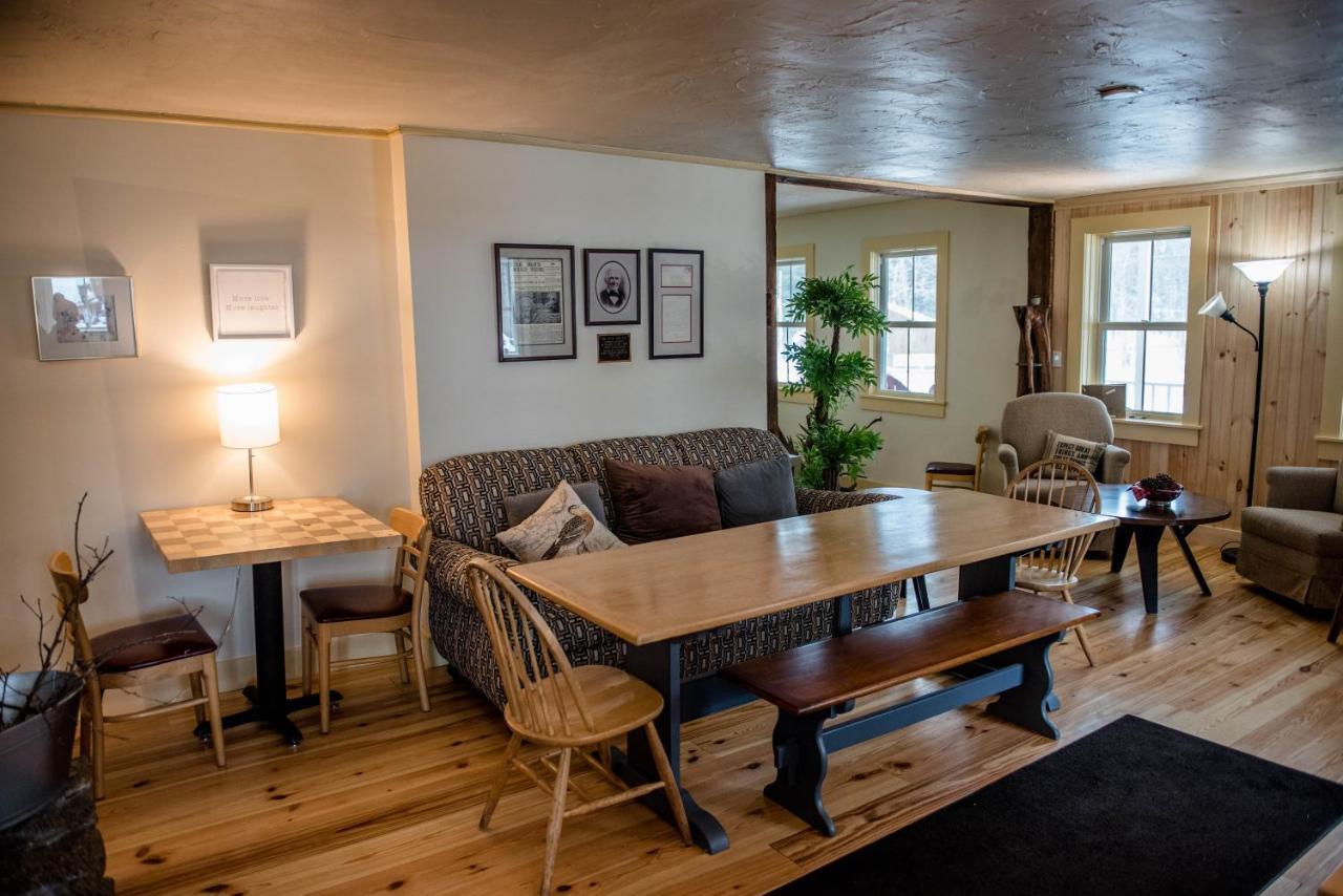 Brook Road Inn Goshen Esterno foto